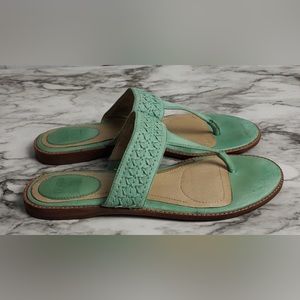 Frye Ali Artisanal Thong Sandals 7.5M
